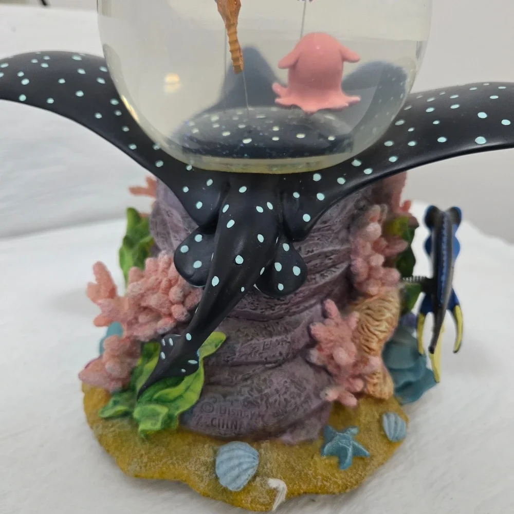 Disney Pixar Finding Nemo Over The Waves Coral Reef Snow Globe Music Box